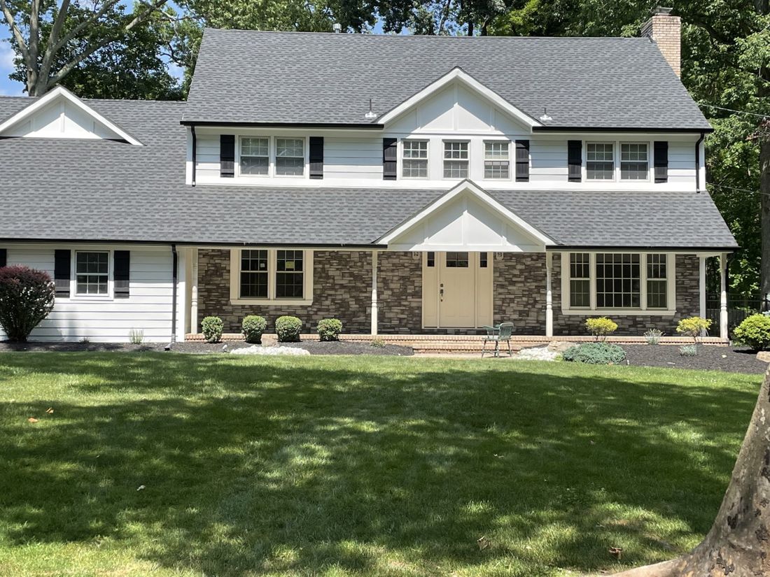Siding project in Holmdel, NJ